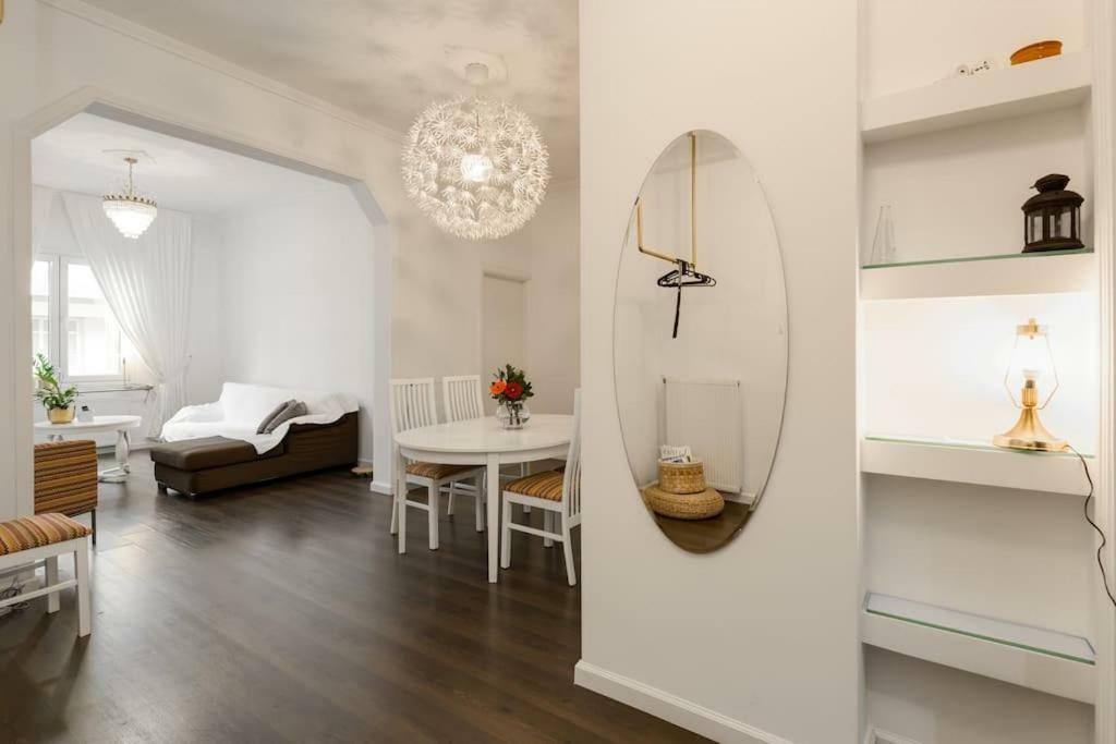 Roman Market- Upper Aristotelous Sq Luxury Apartment เทสซาโลนิกิ ภายนอก รูปภาพ
